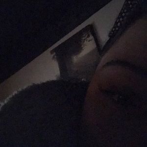 Meet your Posher, Katelyn